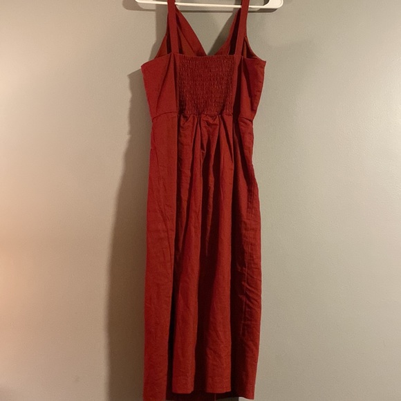 Medium rust midi dress nwt - Picture 3 of 5